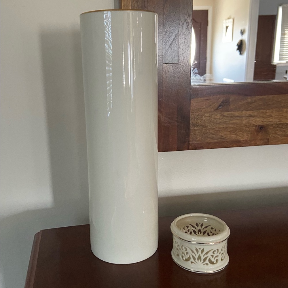 Lenox cylinder 11” tall and candle holder 24k gold trim on both